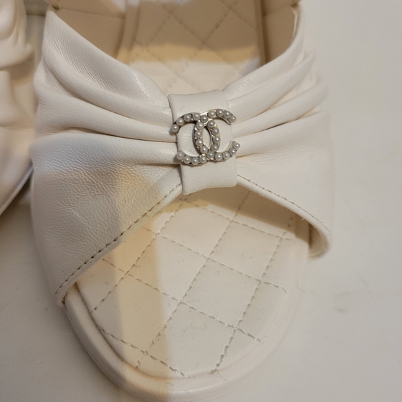 CHANEL white heels- size 39 - Picture 4 of 11
